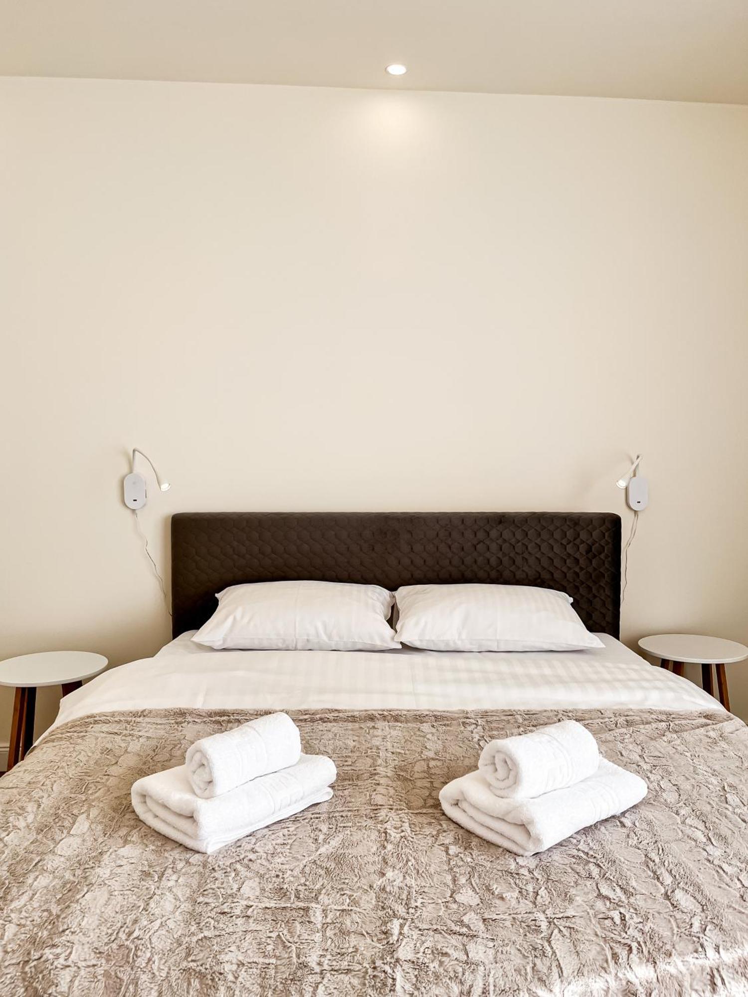 בראשוב La Teatru - 2Bd Apartment Near Theatre And Old Town מראה חיצוני תמונה
